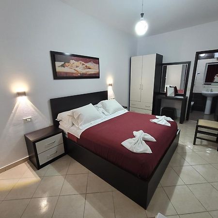 Haris Hotel Vlore Ngoại thất bức ảnh