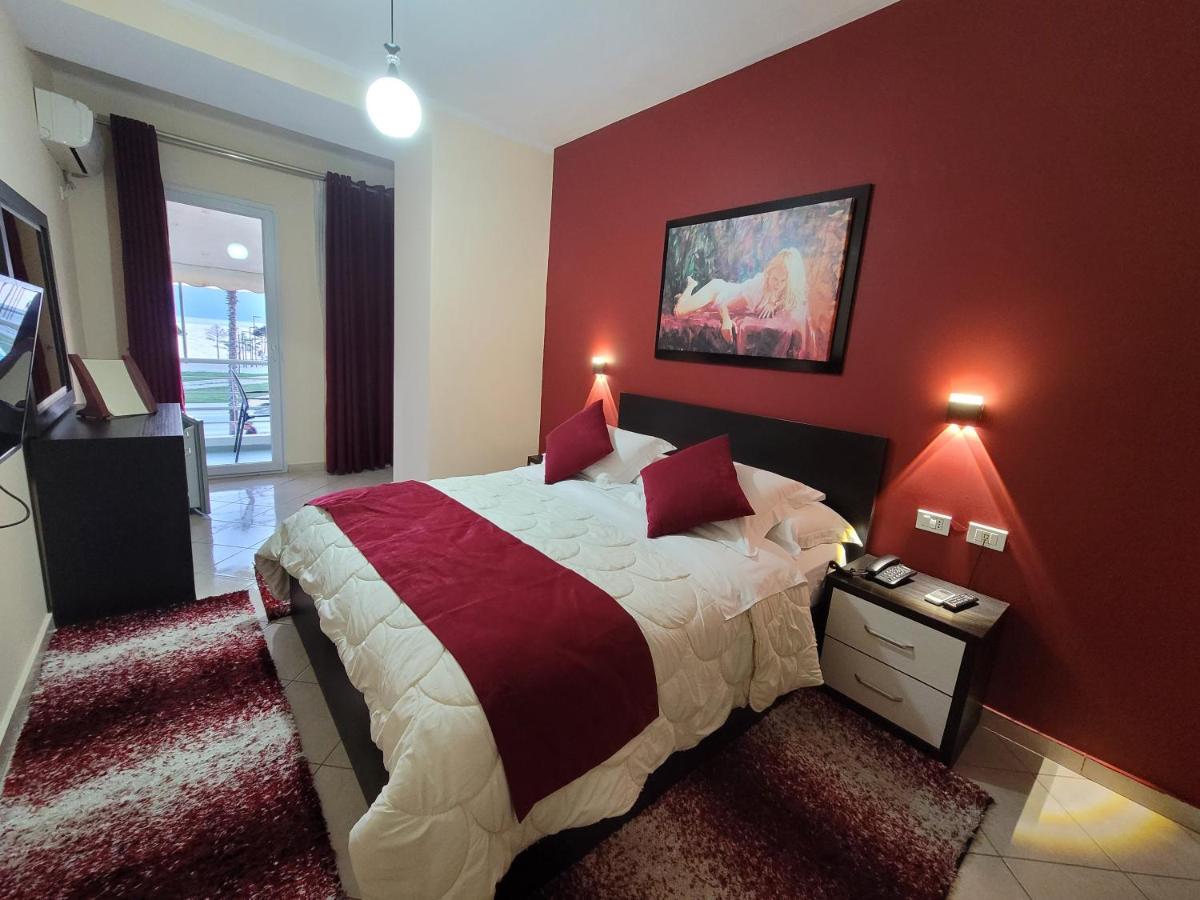 Haris Hotel Vlore Ngoại thất bức ảnh
