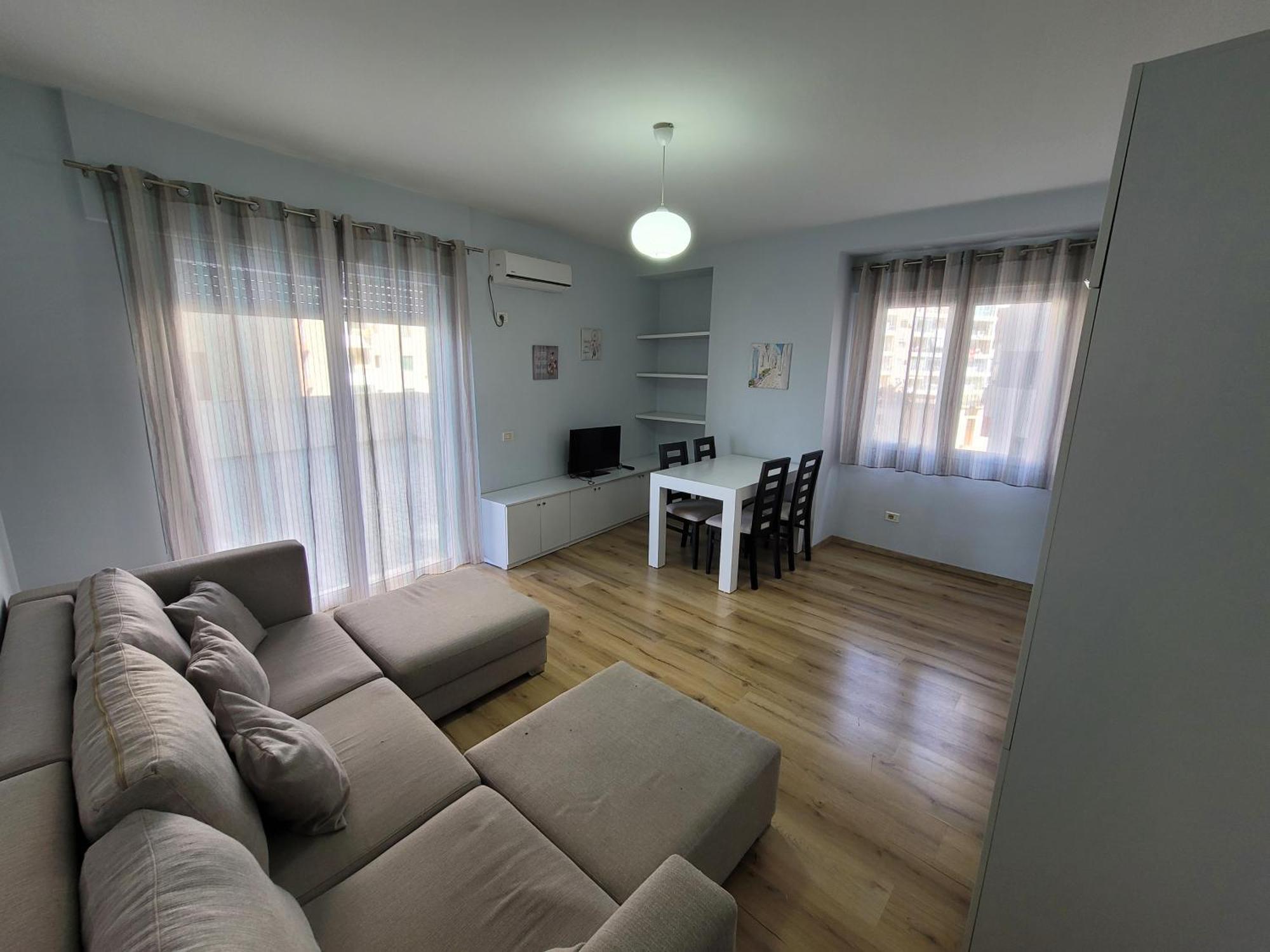 Haris Hotel Vlore Ngoại thất bức ảnh