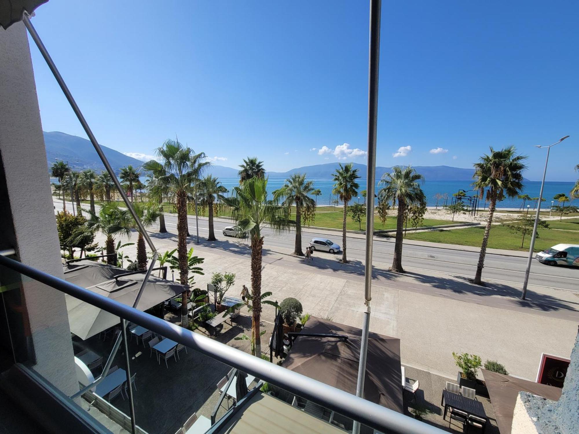 Haris Hotel Vlore Ngoại thất bức ảnh